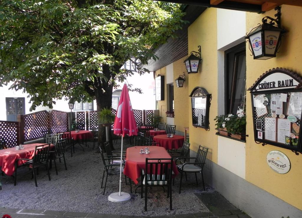 Gasthof Gruener Baum Kirchberg am Wechsel Exterior foto